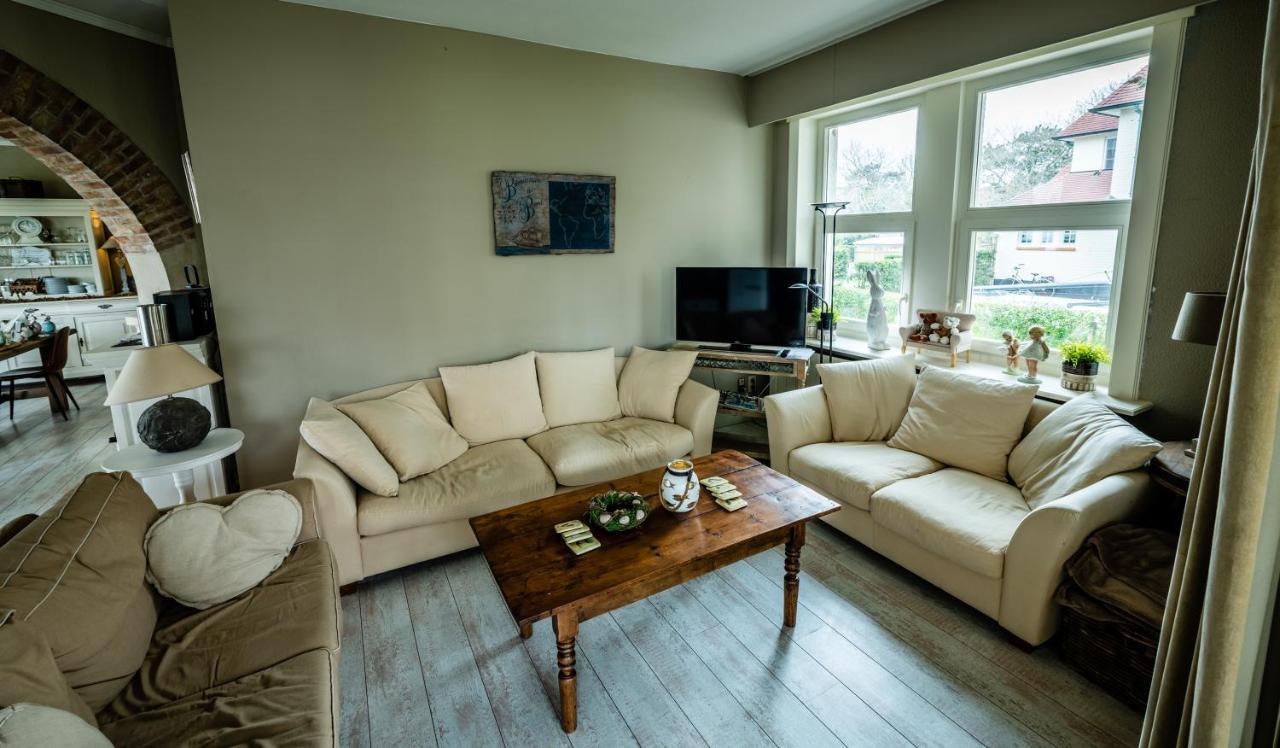 B&B Maison Rabelais De Haan Bagian luar foto